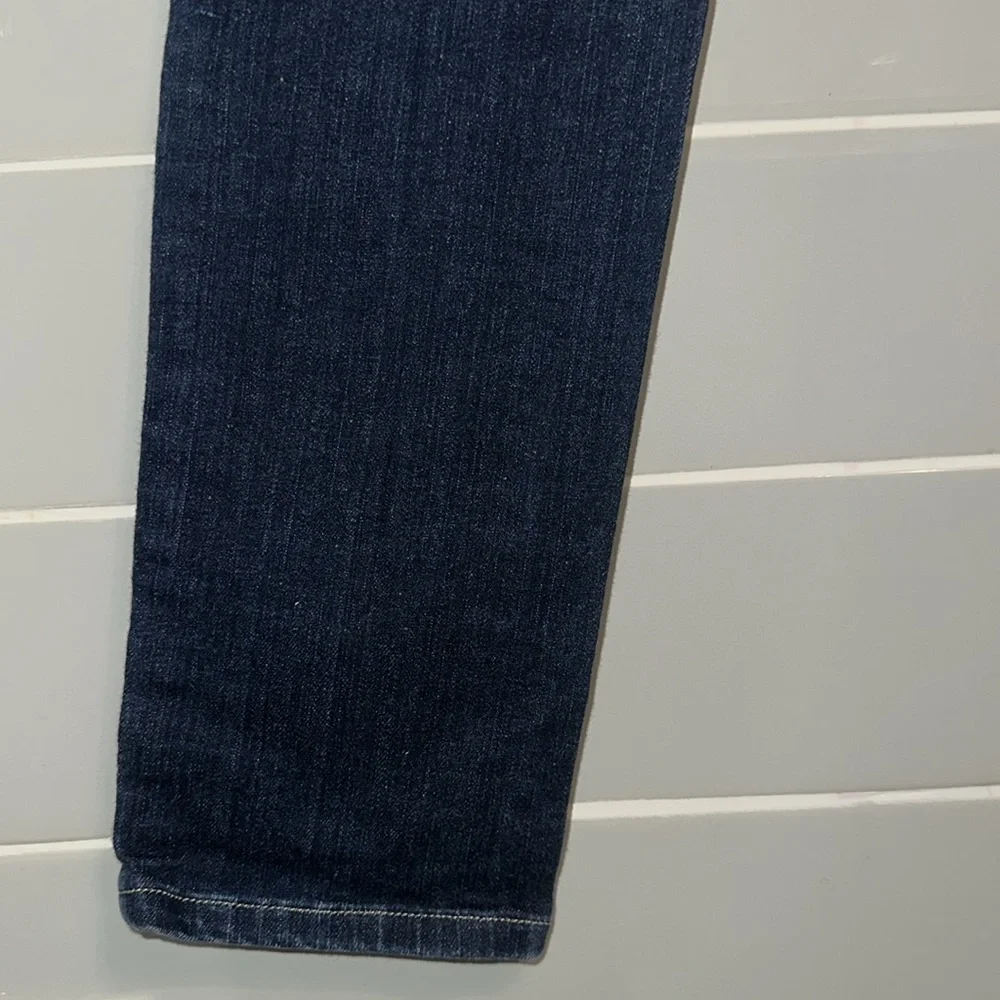 Levi’s High Rise Demi Curve Jeans - Picture 13 of 17